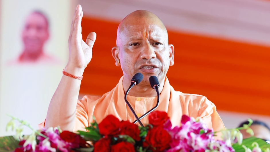 ​आगरा में जुटेगा दिग्गजों का जमावड़ा: CM योगी की मौजूदगी में संघ-भाजपा का महामंथन, 2027 के लिए बिछेगी बिसात