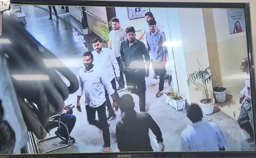 आगरा नगर निगम सदन में ‘खूनी संघर्ष’ की थी तैयारी? CCTV में कैद हुए 15 संदिग्ध चेहरे, बड़ी साजिश का खुलासा