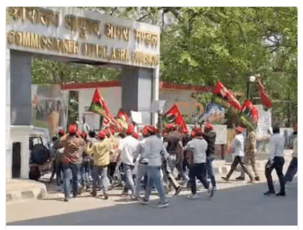 आगरा नगर निगम में ‘अपनों’ पर मेहरबानी? मेयर और नगर आयुक्त के खिलाफ सपा का हल्लाबोल, उठी CBI जांच की मांग