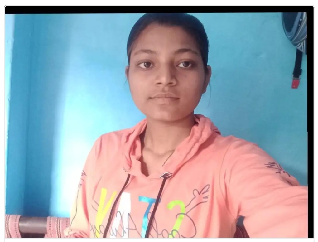 आगरा में : पेंटर की बेटी काजल कुमारी बनीं इंटर टॉपर, 94.80% अंकों के साथ जिले का नाम किया रोशन