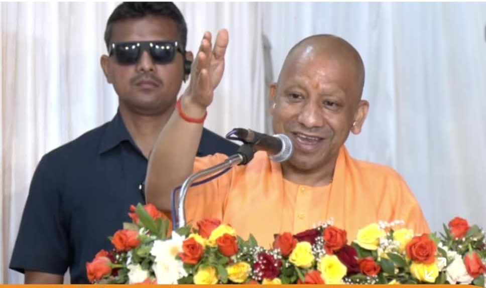 ताजनगरी में ‘ग्रेटर आगरा’ का शंखनाद: सीएम योगी ने दी 5142 करोड़ की सौगात, बोले- “अब नोएडा जैसा चमकेगा आगरा”